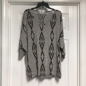 Super cute Moa Moa Top!